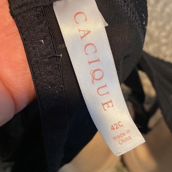 Cacique Black Lace Bra - Picture 4 of 5